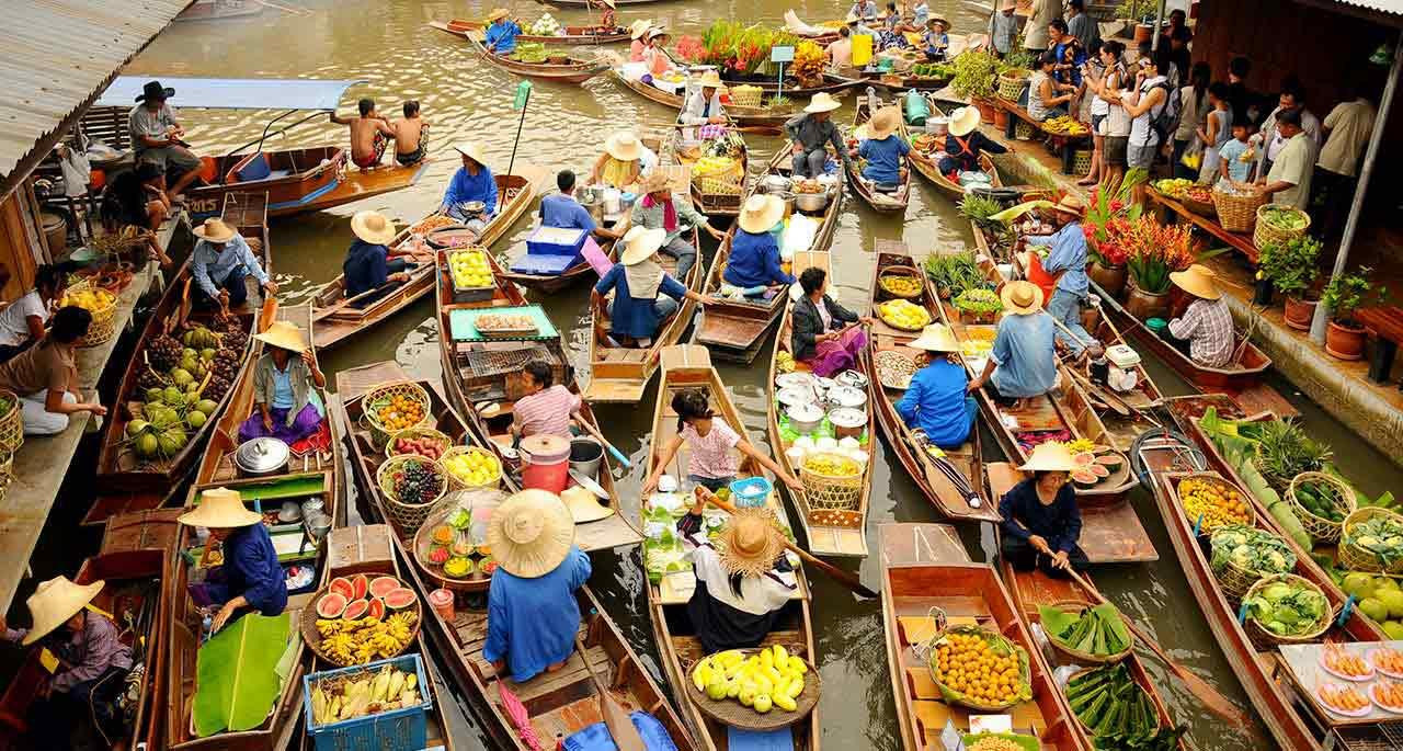 Chợ Nổi 4 miền (Four Regions Floating Market)